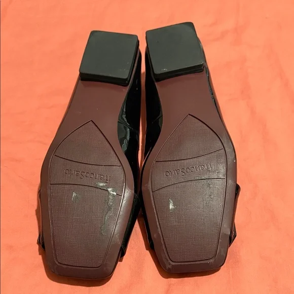 Franco Sarto Black Patent Flats with Gold Buckle - Picture 2 of 3